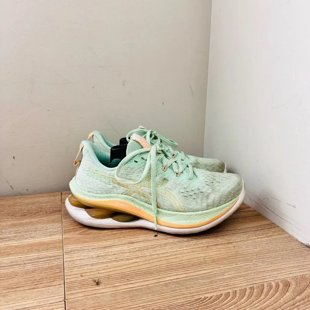 ASICS Gel-Kinsei Max running shoes Mint Green Women’s Size 6